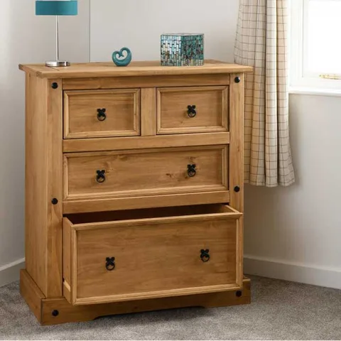 Corona 2+2 Chest