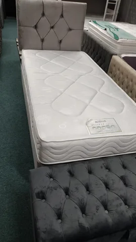Dreameasy Divan Bed and Mattress Deal - Single 3ft, Black