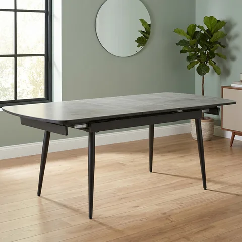 Cassino 160cm Ext D Tbl Grey