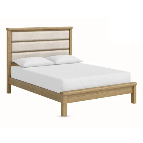 Dorchester Oak 5' Low End Bed