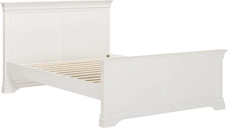 Bordeaux 4'6" High End Bed - Ivory