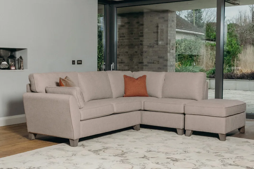 Cantrell Corner Group Fixed - Biscuit / RHF