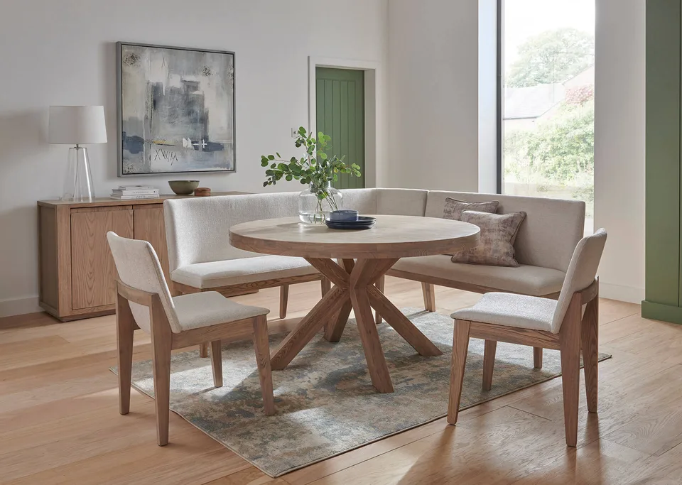 Falun Dining Table Round - 1370 / Smoked