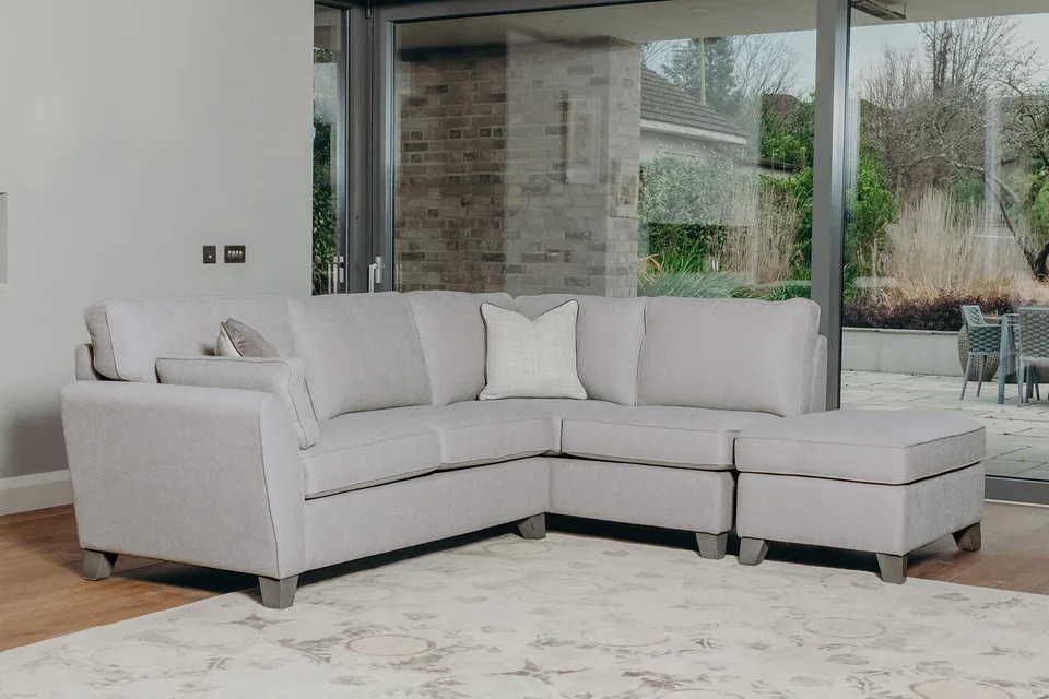 Cantrell Corner Group Fixed - Light Grey / RHF